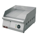 CaterChef Bakplaat | 40x40 cm | half geribd